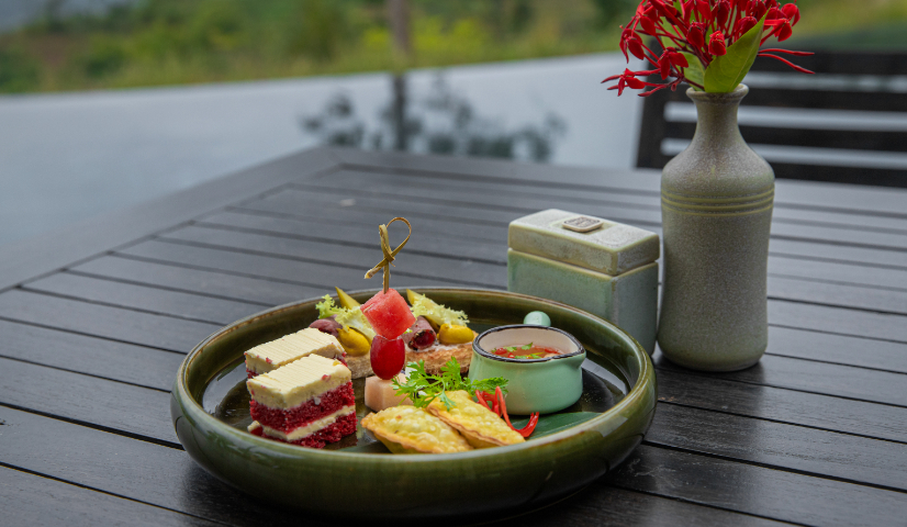 Day 1: Hanoi - Avana Retreat (including dinner)